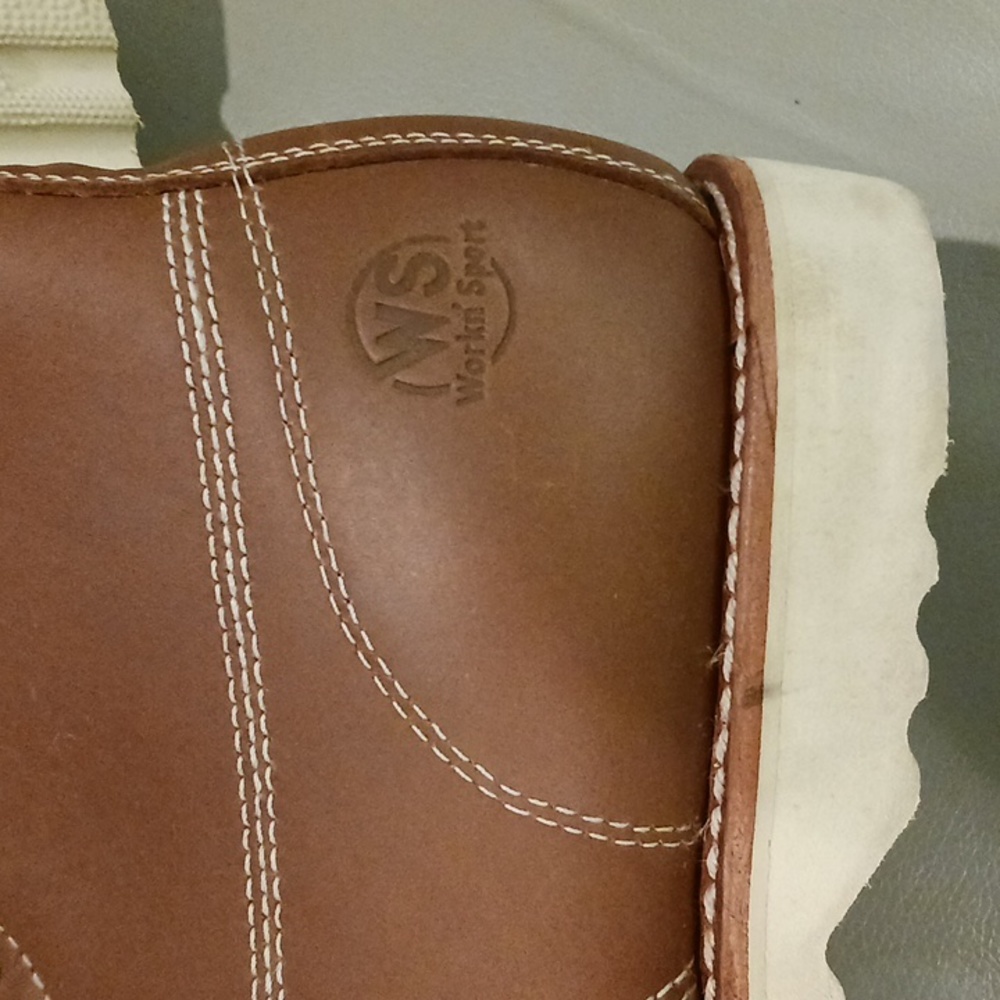 Men's Boots - Picture 3 of 8